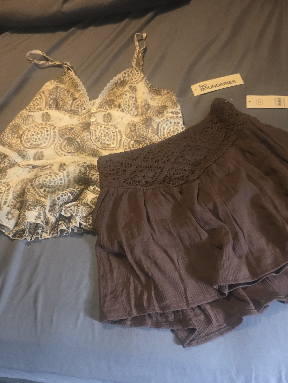 2 Piece No Boundaries Cream Paisley Cami S with Brown Crochet-Waist Skirt XXS
